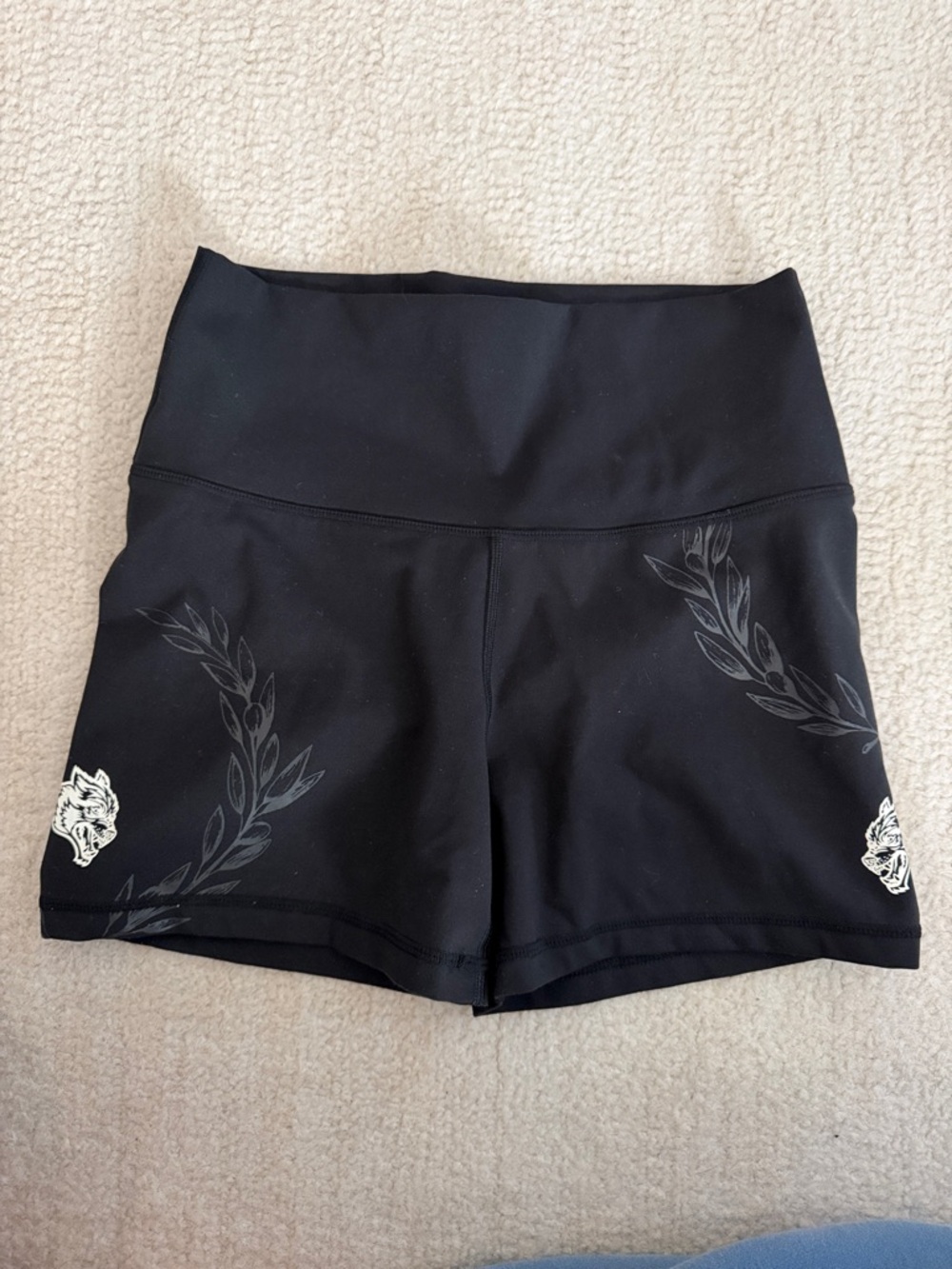 Darc Sport Black High-Waist Bike Shorts with Subtle Leaf Accents